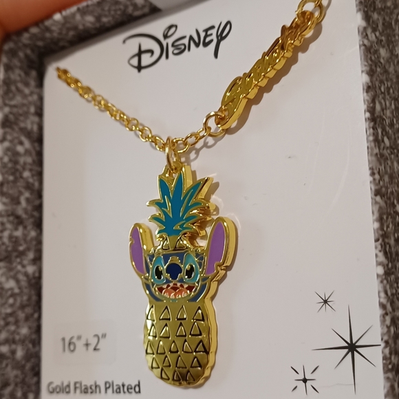 DISNEY LILO & STITCH GOLD FLASH PLATED PINEAPPLE PENDANT & NECKLACE MEASURES 16" - Picture 6 of 15